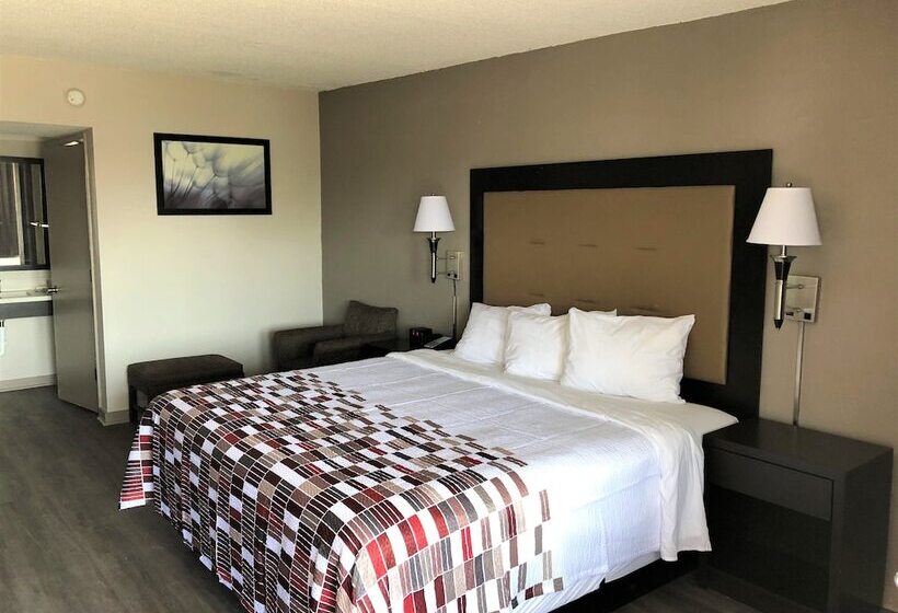 Deluxe Room Adapted for people with reduced mobility, Red Roof Inn Greenville, Nc