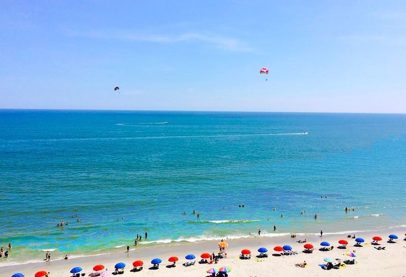 سوییت با چشم‌انداز دریا, Coral Beach Resort