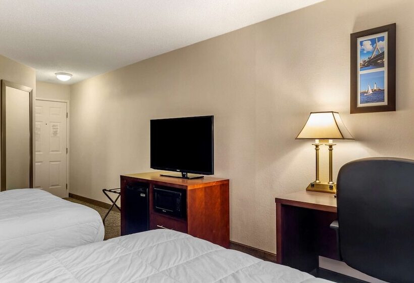 ２ダブルベッドのスタンダードルーム, Comfort Inn Foxboro – Mansfield