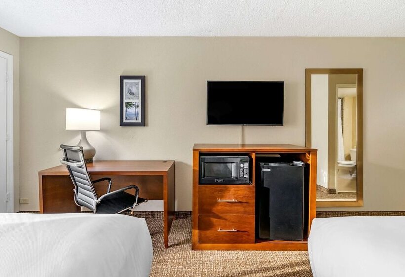 اتاق استاندارد با 2 تخت دوبل, Comfort Inn & Suites St. Pete  Clearwater International Airport