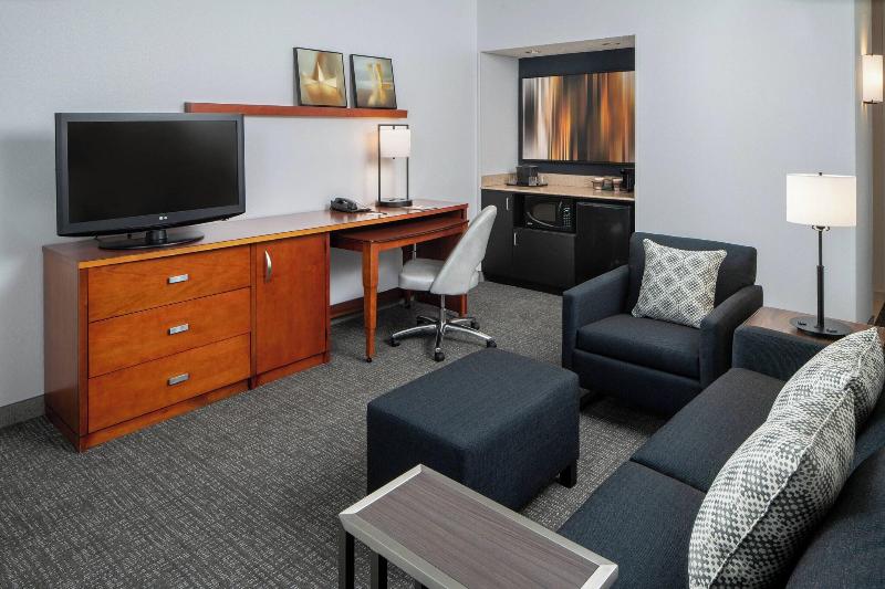 سوییت, Courtyard By Marriott Dulles Airport Herndon/reston