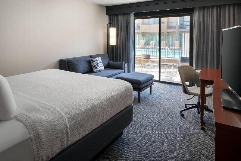 اتاق استاندارد با تخت بزرگ, Courtyard Los Angeles Torrance/palos Verdes