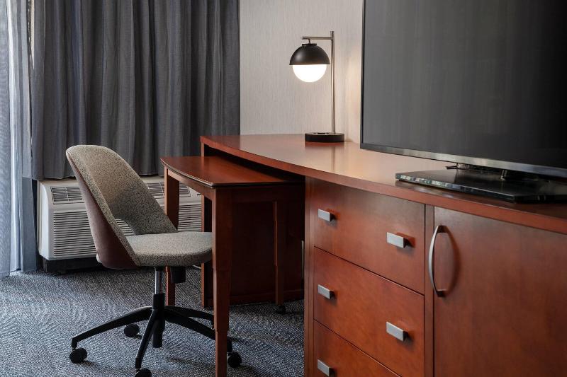 اتاق استاندارد با تخت بزرگ, Courtyard Los Angeles Torrance/palos Verdes