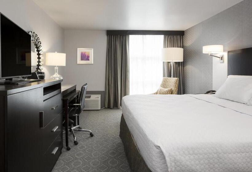 اتاق استاندارد با تخت بزرگ برای معلولان, Crowne Plaza Chicago Sw   Burr Ridge, An Ihg