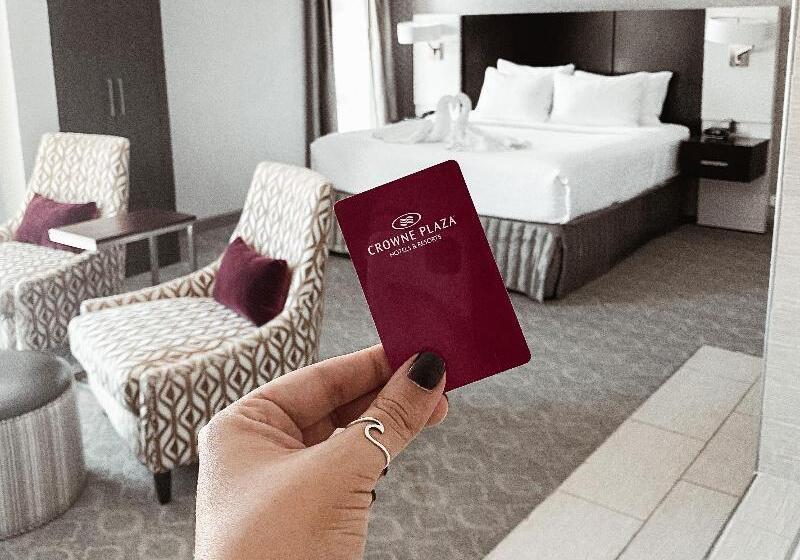سوئیت با وان آب گرم, Crowne Plaza Chicago Sw   Burr Ridge, An Ihg
