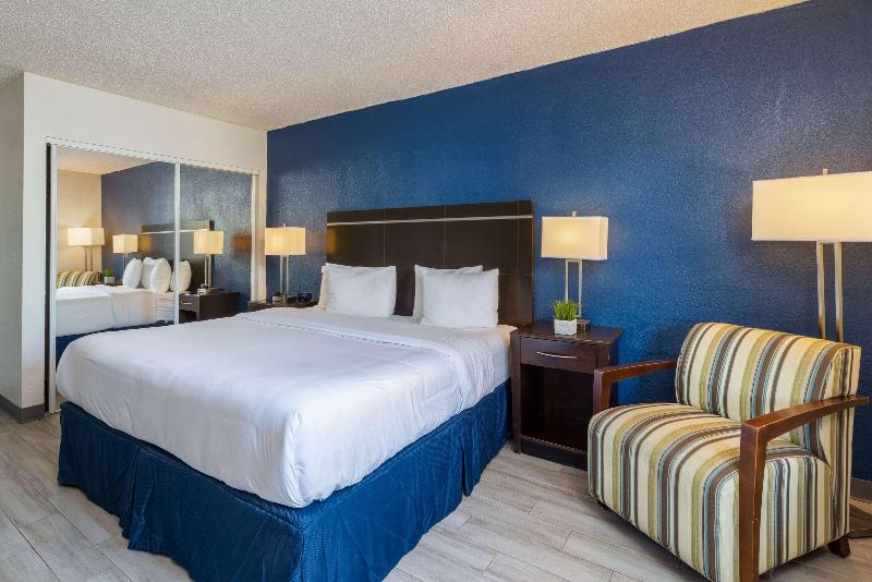 اتاق استاندارد با تخت بزرگ, Developer Inn Orlando North, A Baymont By Wyndham