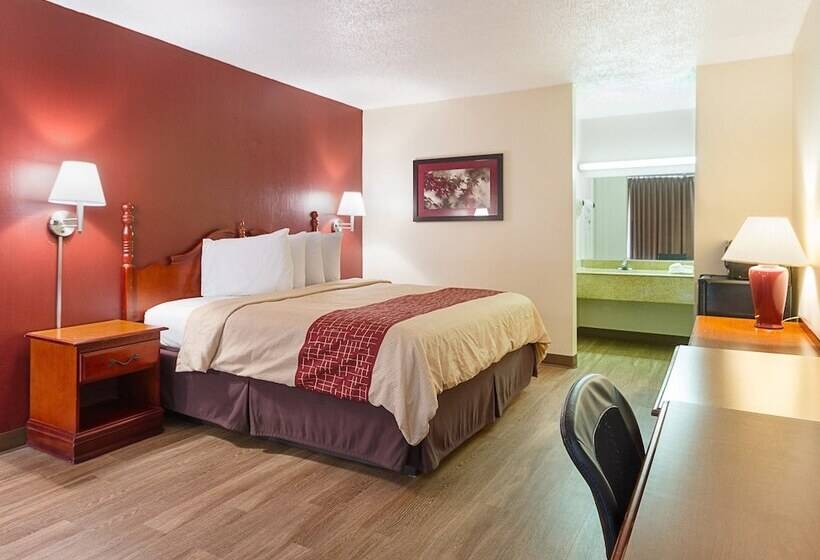 Quarto Deluxe, Red Roof Inn Montgomery  Midtown