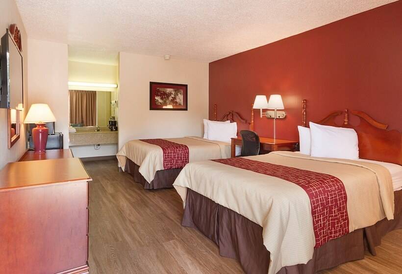 Quarto Deluxe, Red Roof Inn Montgomery  Midtown