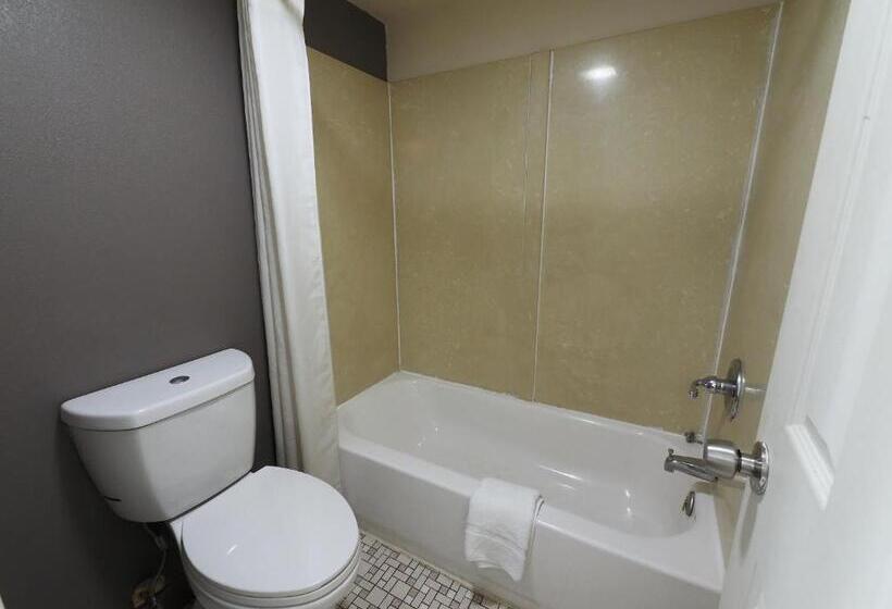 اتاق استاندارد با تخت بزرگ, Budget Lodge Churchland