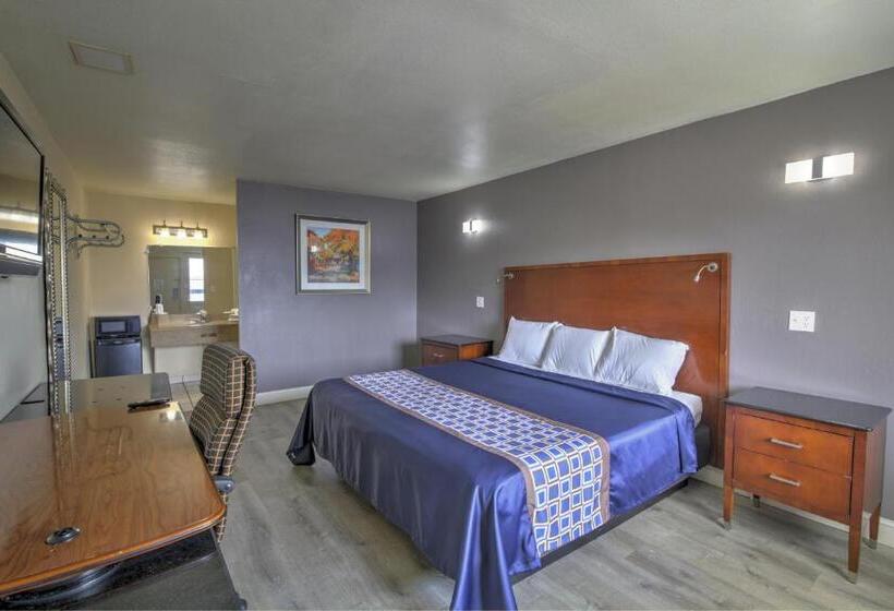 اتاق استاندارد با تخت بزرگ, Budget Lodge Churchland