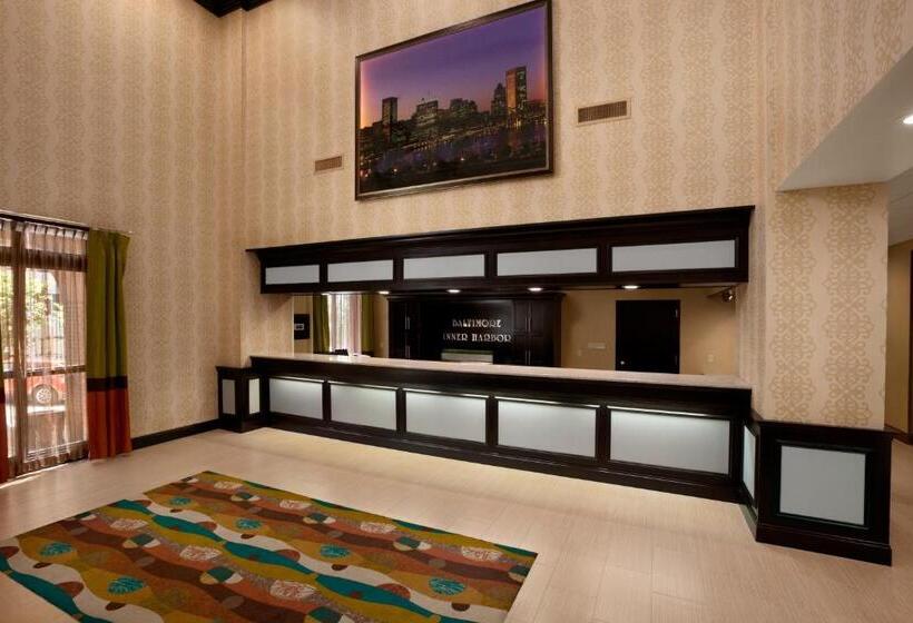اتاق پرمیوم, Days Inn By Wyndham Baltimore Inner Harbor