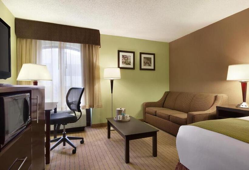 Business Room, Days Inn By Wyndham Baltimore Inner Harbor