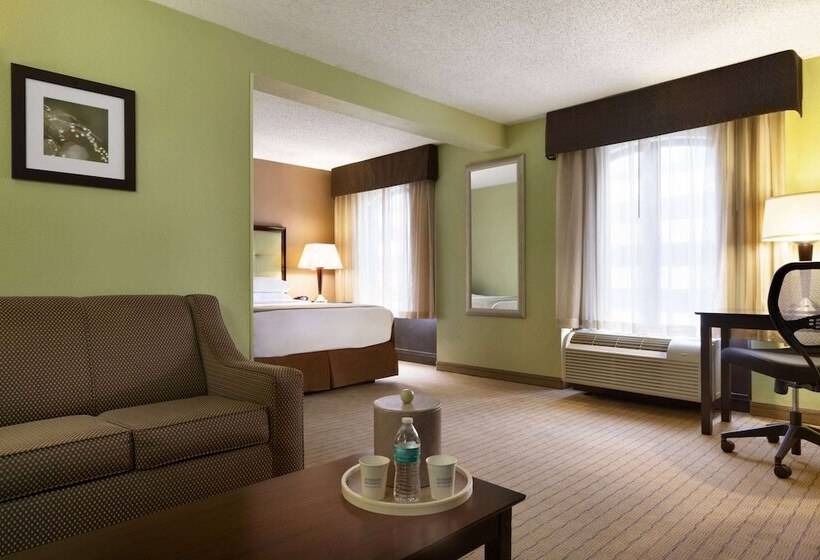 اتاق کلاس بیزنس, Days Inn By Wyndham Baltimore Inner Harbor