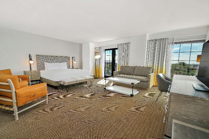 اتاق استاندارد با تخت بزرگ, Doubletree By Hilton Austin