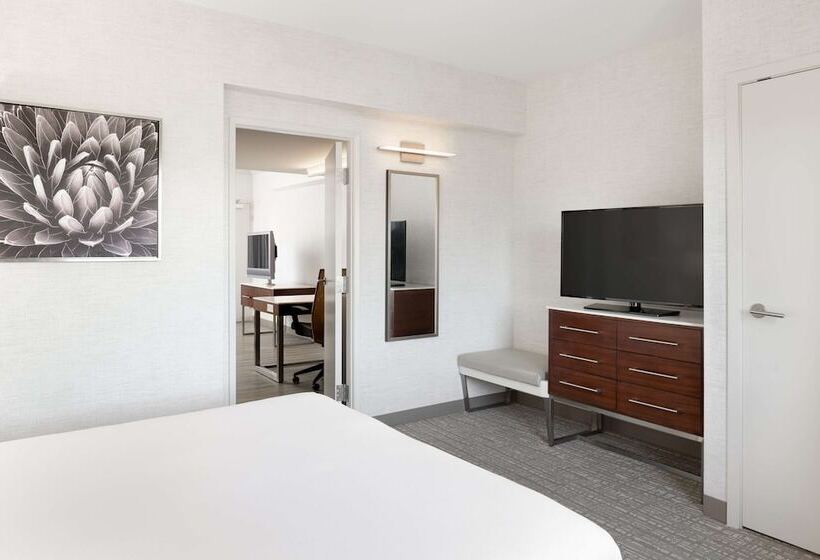 Suite, Doubletree Suites By Hilton Phoenix