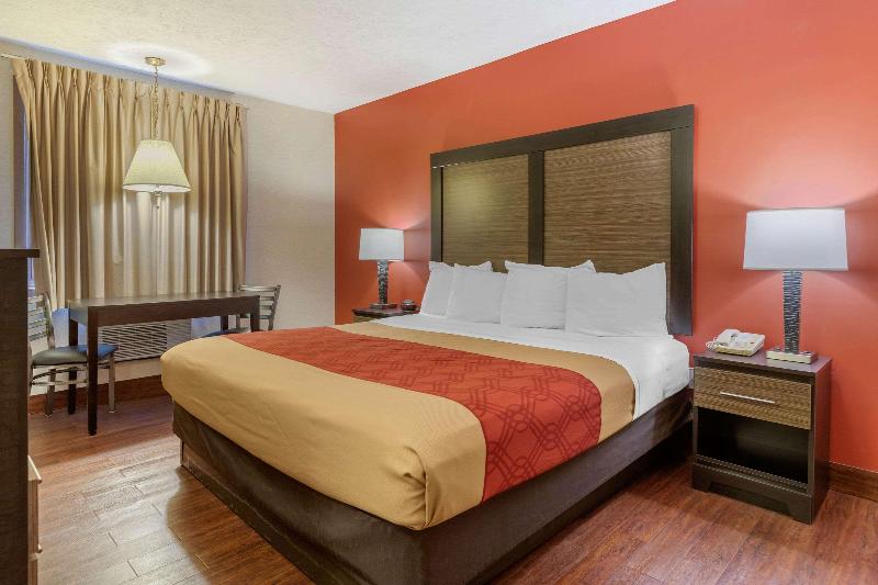 اتاق استاندارد با تخت بزرگ, Econo Lodge