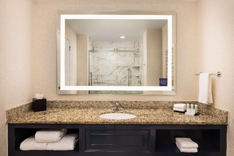 Presidential Suite, Embassy Suites By Hilton Atlanta Buckhead