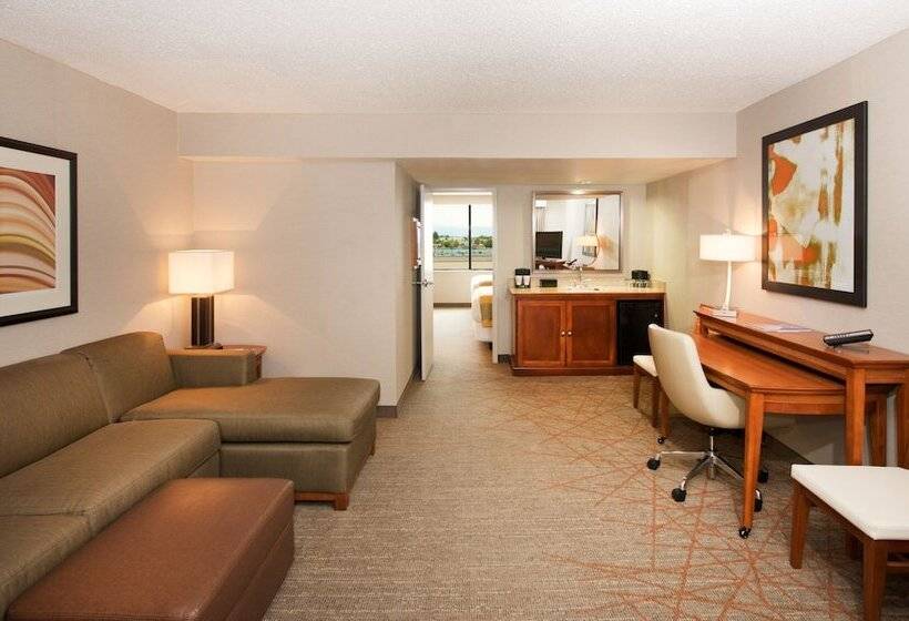 Suite Adapted for people with reduced mobility, Embassy Suites By Hilton El Paso