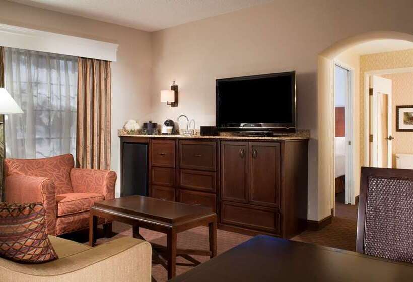 سوئیت پریمیوم, Embassy Suites By Hilton Indianapolis Downtown