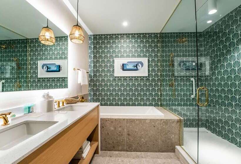 سوئیت با تخت بزرگ, Embassy Suites By Hilton Los Angeles Downey