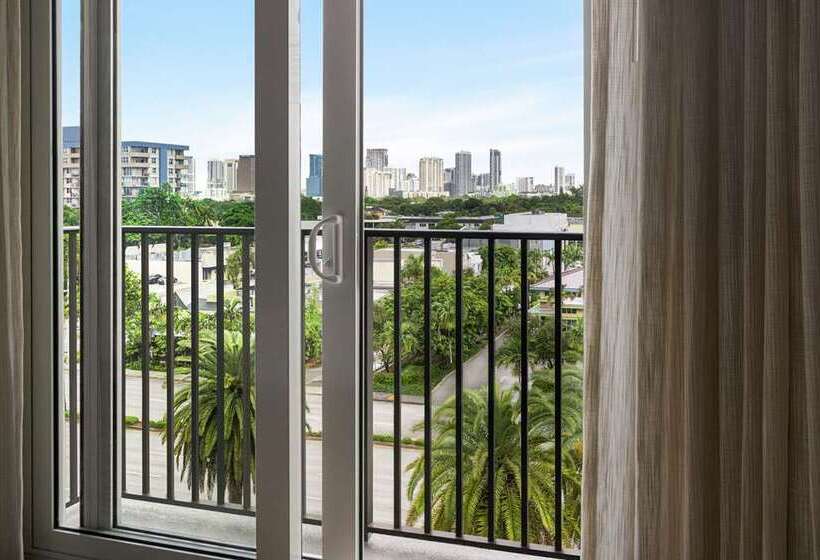 اتاق استاندارد با تخت بزرگ, Embassy Suites By Hilton Napa Valley