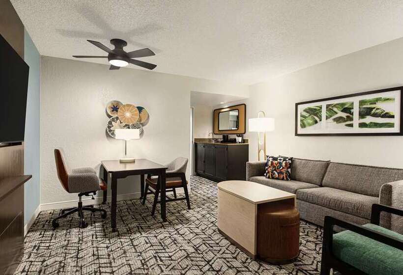 اتاق استاندارد با تخت بزرگ, Embassy Suites By Hilton Napa Valley