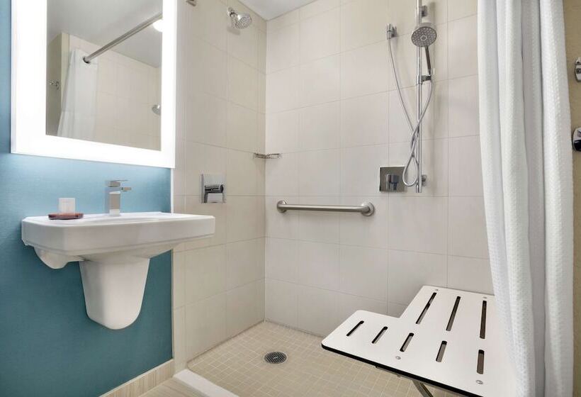 سوئیت برای معلولان, Embassy Suites By Hilton San Antonio Airport