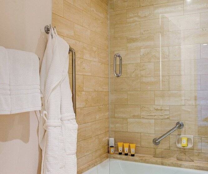Quarto Deluxe com Sacada, Four Seasons Hotel Los Angeles At Beverly Hills