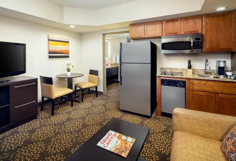 سوئیت با تخت بزرگ, Holiday Inn And Suites Phoenix Airport North, An Ihg