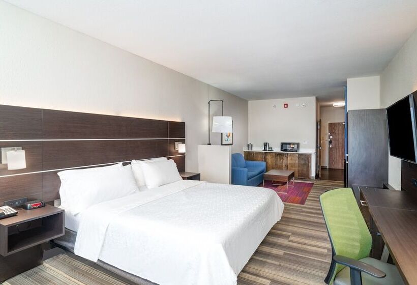 سوییت, Holiday Inn Express Hotel Winona North, An Ihg