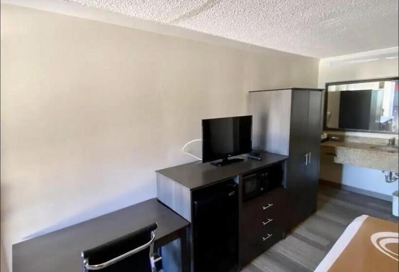 اتاق لوکس, Hibiscus Inn & Suites