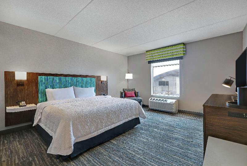 اتاق استاندارد با تخت بزرگ, Ventura Beach Marriott