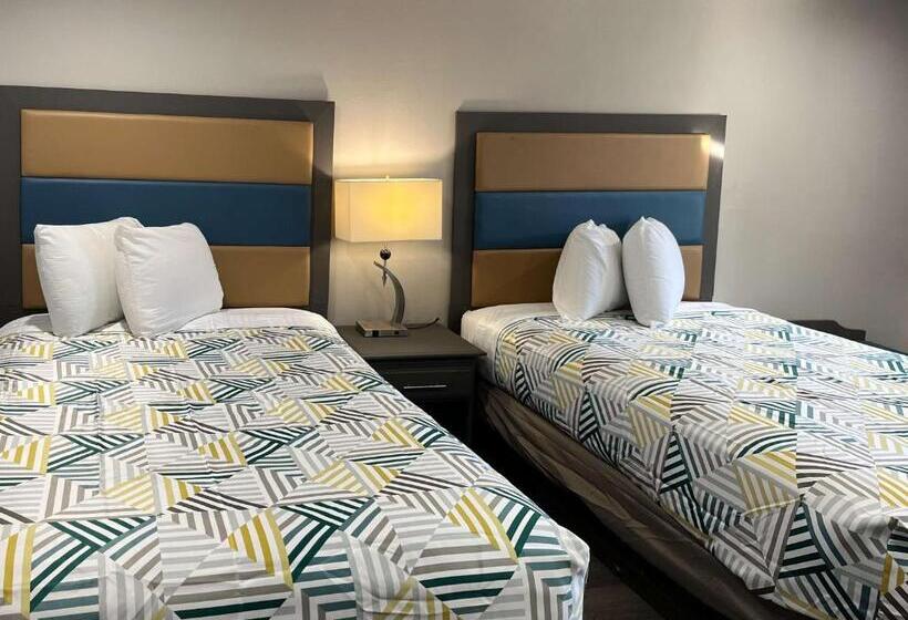 اتاق استاندارد چهار تخته, Motel 6 Greenville, Nc Ecu Medical Center