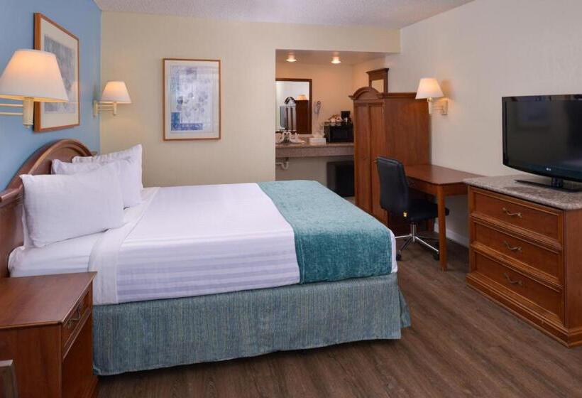 اتاق استاندارد با تخت بزرگ, Edgewater Inn And Suites