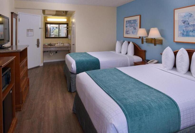 Standard Room, Edgewater Inn And Suites