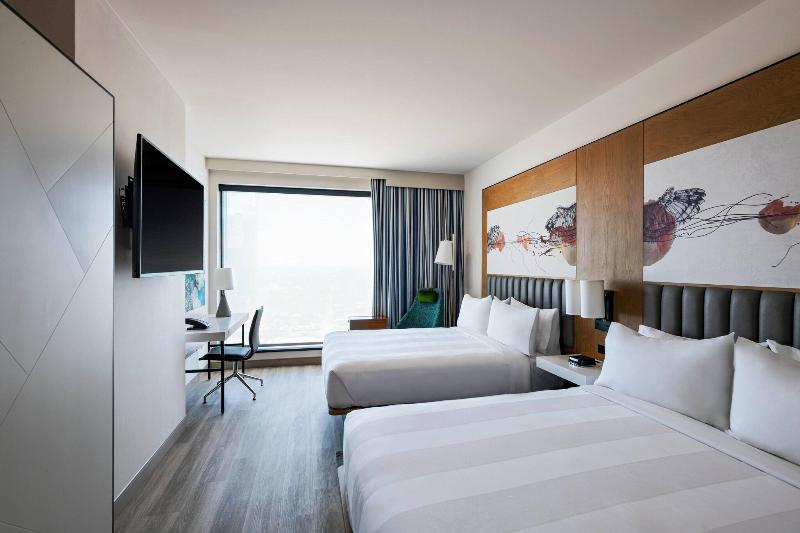 اتاق استاندارد با چشم‌انداز دریاچه, Golden Nugget Lake Tahoe