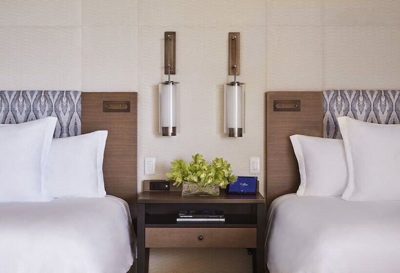 اتاق لوکس با چشم‌انداز دریا, Four Seasons Resort Maui At Wailea