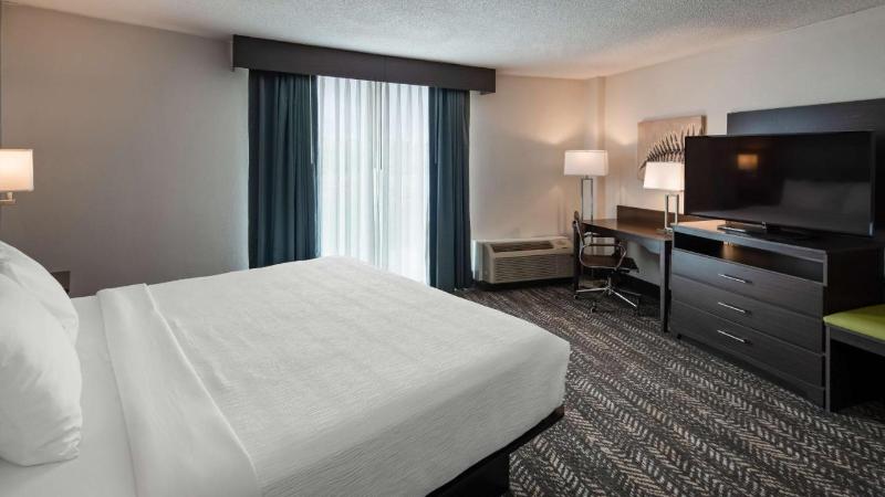 اتاق استاندارد, Best Western Plus Wausau Tower Inn