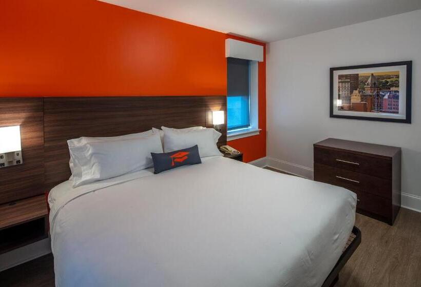 اتاق استاندارد با تخت بزرگ, Collegian Hotel & Suites, Trademark Collection By Wyndham