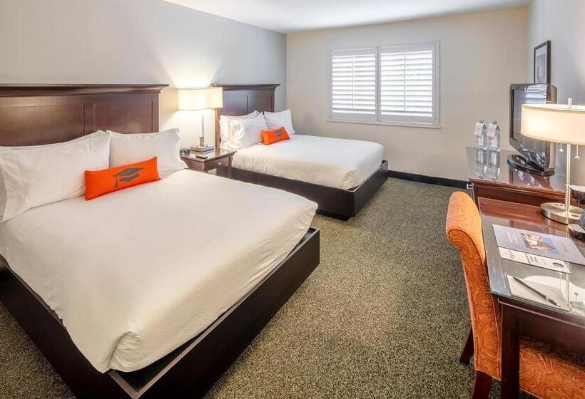 اتاق استاندارد با 2 تخت دوبل, Collegian Hotel & Suites, Trademark Collection By Wyndham