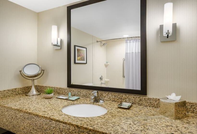 اتاق استاندارد با 2 تخت دوبل, Crowne Plaza Phoenix Airport   Phx, An Ihg