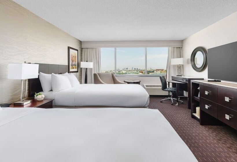 اتاق استاندارد با 2 تخت دوبل, Crowne Plaza Phoenix Airport   Phx, An Ihg