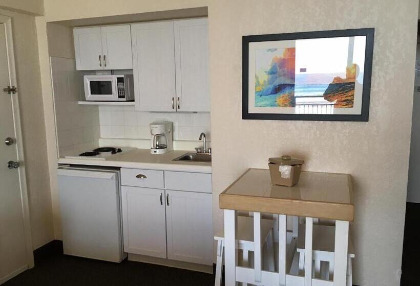 استودیوی استاندارد با چشم‌انداز دریا, Daytona Beach Hawaiian Inn