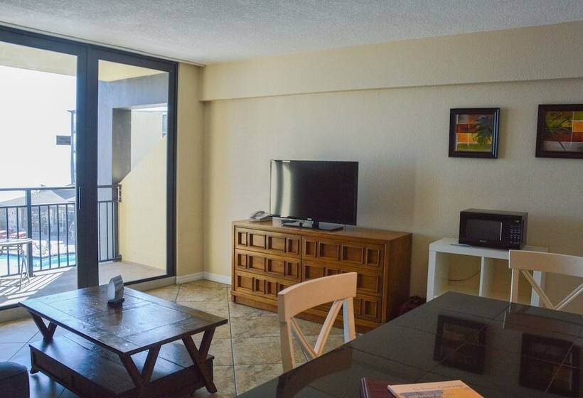 سوییت با چشم‌انداز دریا, Daytona Beach Hawaiian Inn