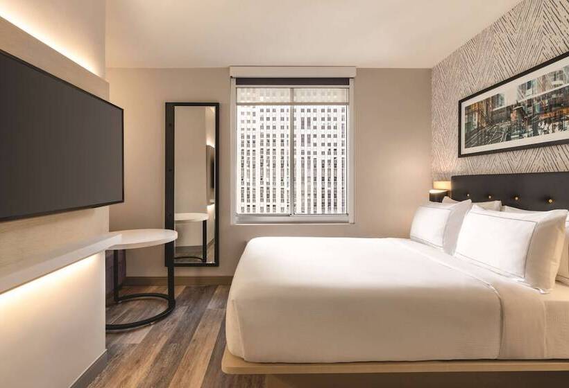 Standaard Kamer met Tweepersoonsbed en Uitzicht op de Stad, Doubletree By Hilton New York Midtown Fifth Ave