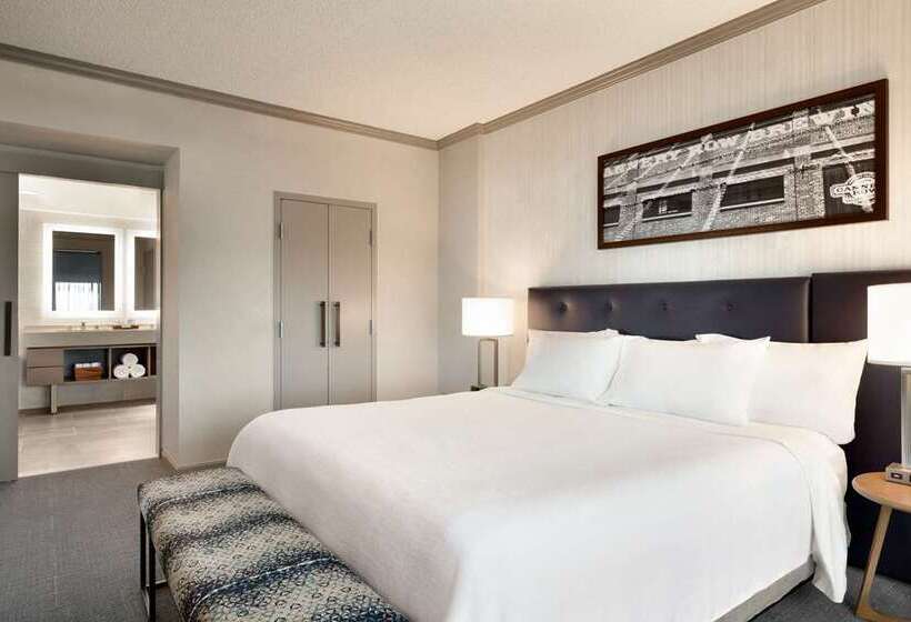 سوییت خانوادگی, Embassy Suites By Hilton Brunswick