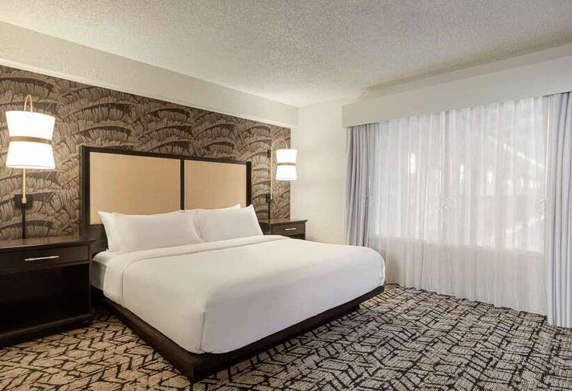 سوییت خانوادگی, Embassy Suites By Hilton Brunswick