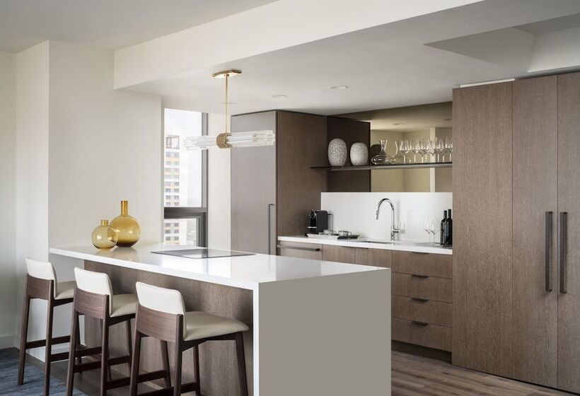 סוויטת אקזקיוטיב 2 חדרים, Four Seasons Hotel Houston