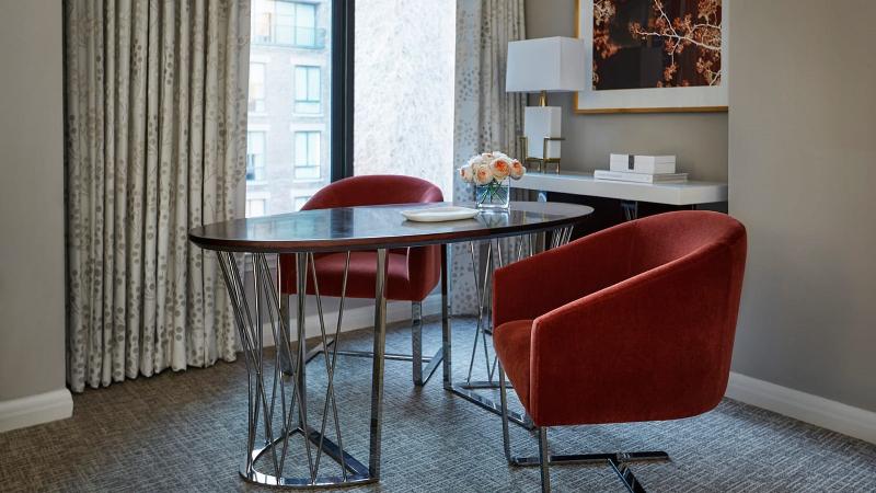 스탠다드 룸 킹사이즈 침대, Four Seasons  Washington Dc