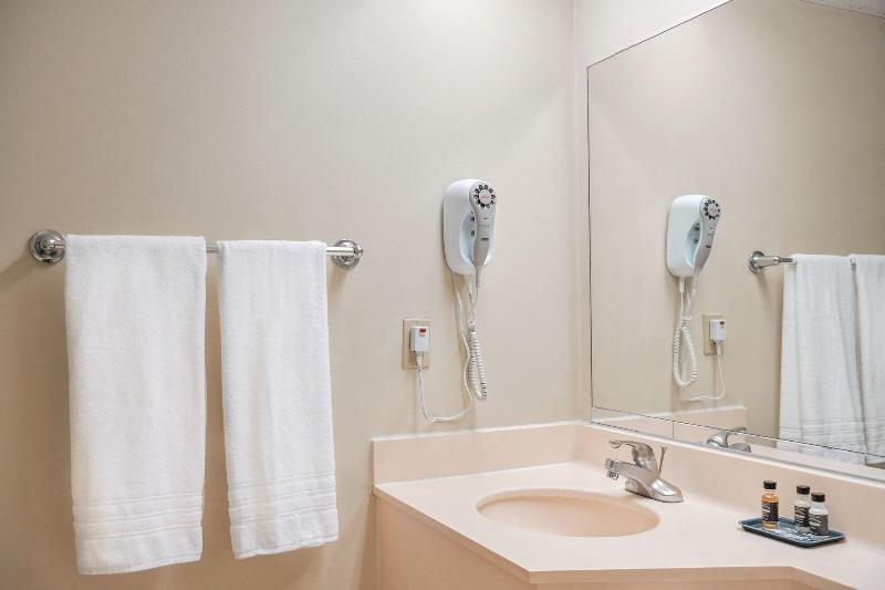 اتاق لوکس با تخت بزرگ, Glendale Express Hotel Los Angeles